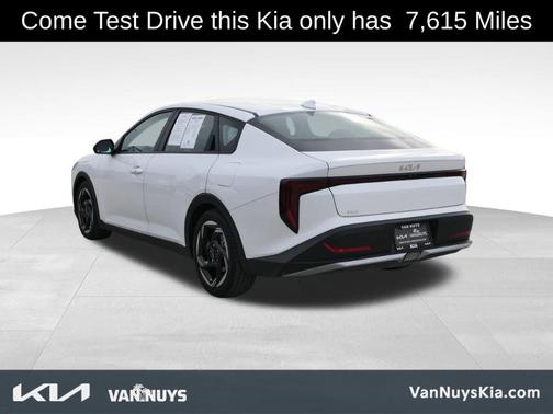 2025 Kia K4 EX