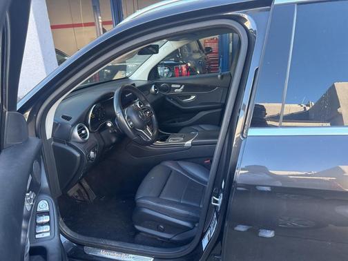 2022 Mercedes-Benz GLC 300 Base