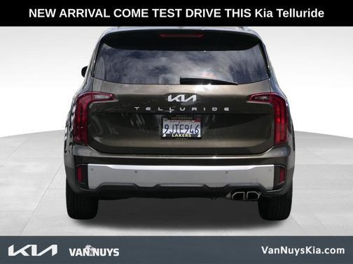 Moss Green 2024 Kia Telluride S