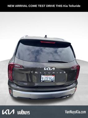 Moss Green 2024 Kia Telluride S