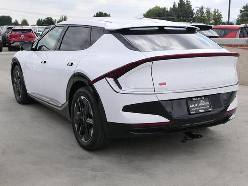 2025 Kia EV6 Wind