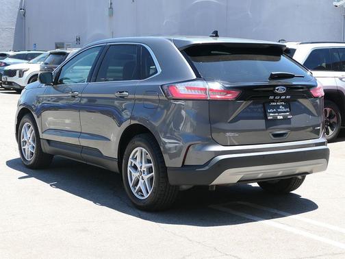 Gray Metallic 2023 Ford Edge SEL