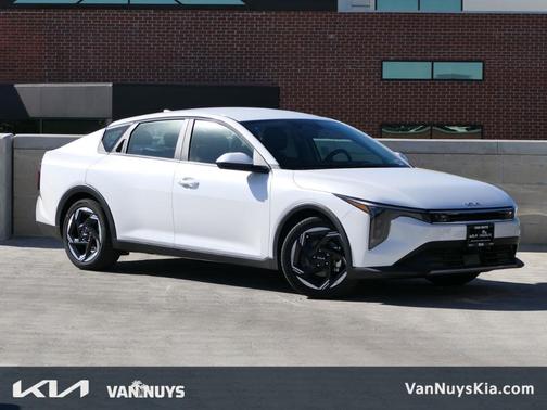 2025 Kia K4 EX