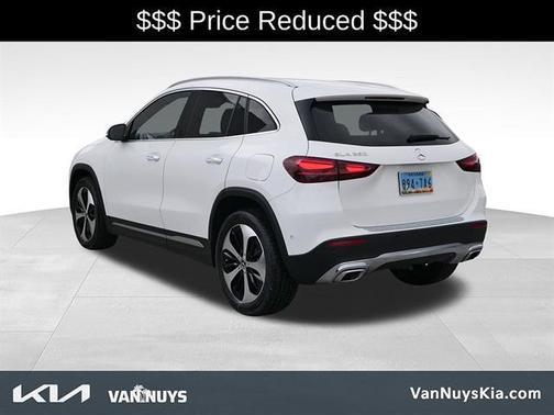 2025 Mercedes-Benz GLA 250 Base