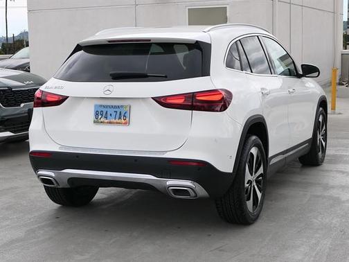 2025 Mercedes-Benz GLA 250 Base