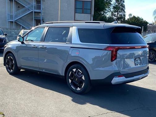 Ceramic Silver 2026 Kia Carnival EX