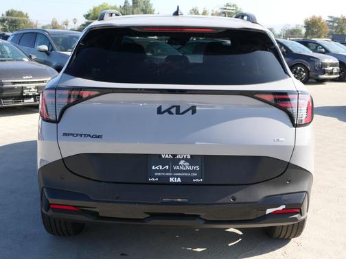 2026 Kia Sportage Plug-In Hybrid X-Line