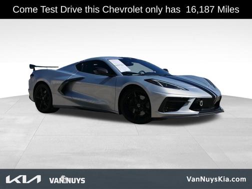 2022 Chevrolet Corvette Stingray w/2LT
