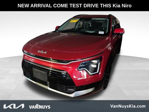 2023 Kia Niro Plug-In Hybrid SX Touring