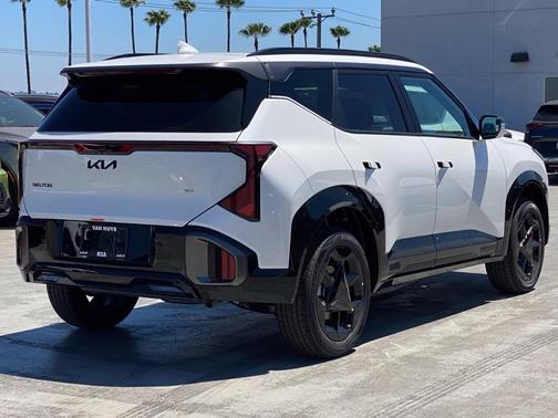 2027 Kia Seltos X-Line