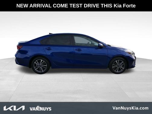 2022 Kia Forte LXS