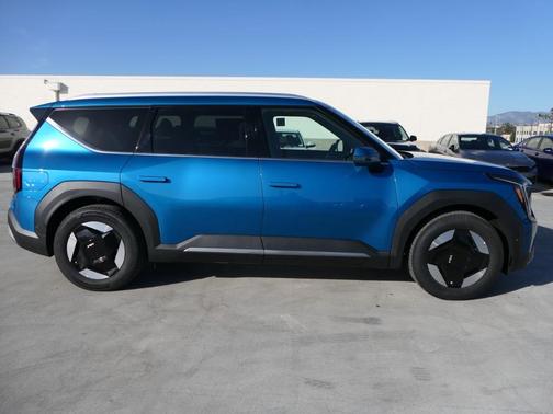 2026 Kia EV9 Wind