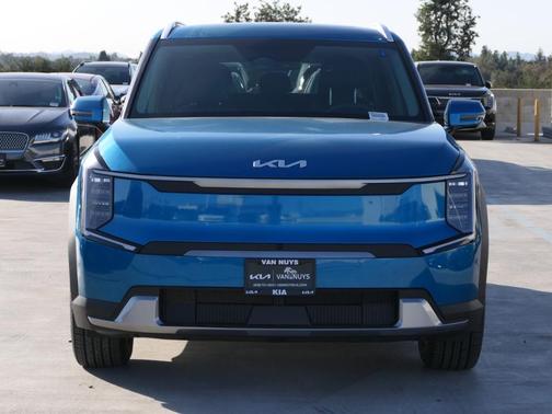 2026 Kia EV9 Wind