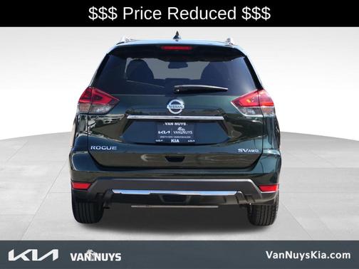 2018 Nissan Rogue SV