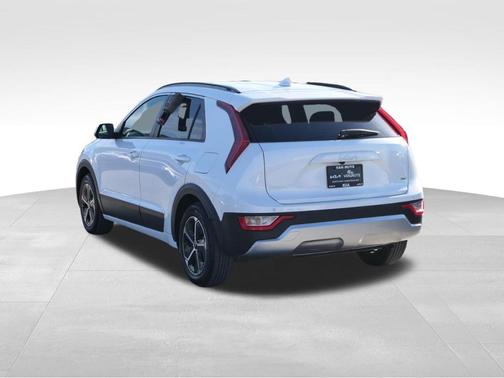 2023 Kia Niro EX