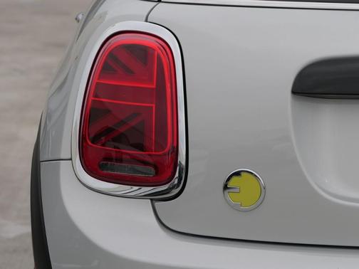 2023 MINI SE Hardtop BASE