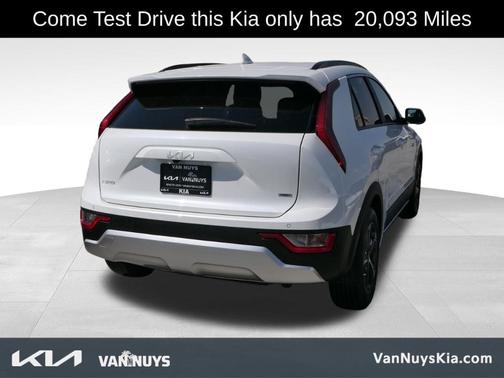 2023 Kia Niro EX