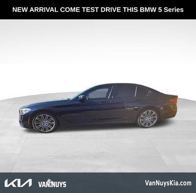 Carbon Black Metallic 2020 BMW 540 i