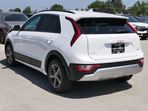 2025 Kia Niro EX