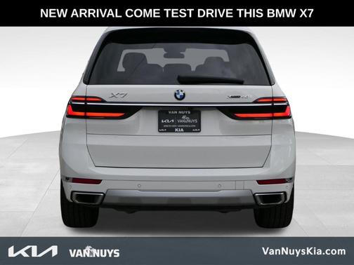2024 BMW X7 xDrive40i