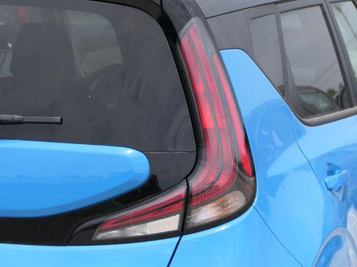 2025 Kia Soul S
