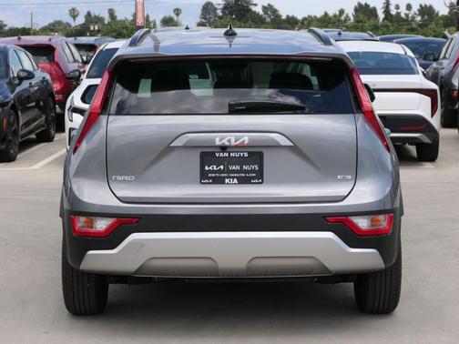 2025 Kia Niro LX