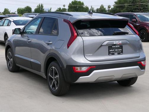 2025 Kia Niro LX