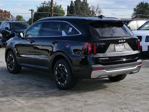 Ebony Black 2026 Kia Sorento S