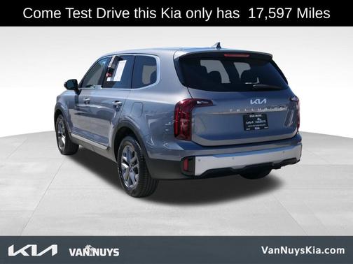 2024 Kia Telluride LX