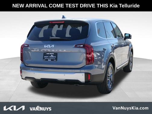 2024 Kia Telluride LX