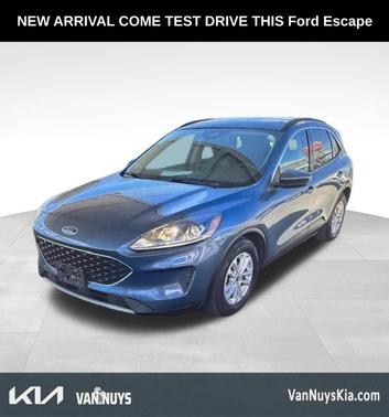 Blue Metallic 2020 Ford Escape SE