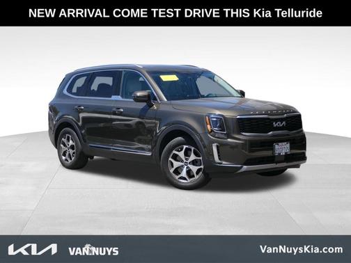 Moss Green 2022 Kia Telluride EX