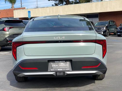 2026 Kia K4 