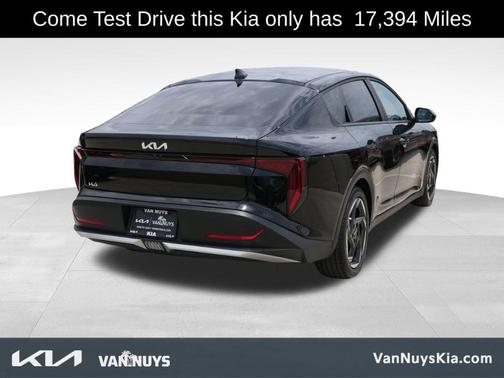 2025 Kia K4 EX