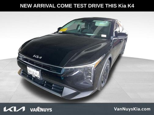 2025 Kia K4 EX