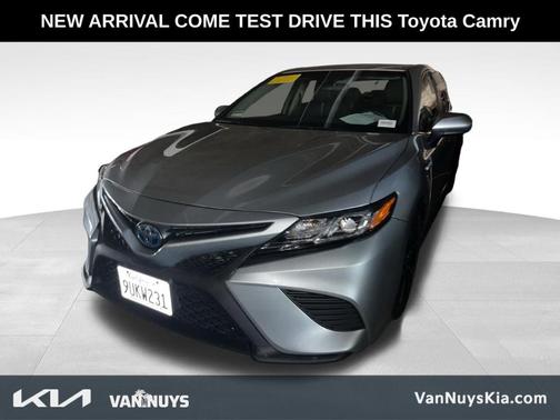 2018 Toyota Camry Hybrid SE