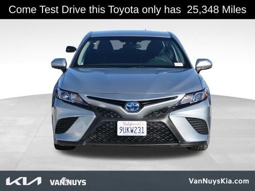 2018 Toyota Camry Hybrid SE