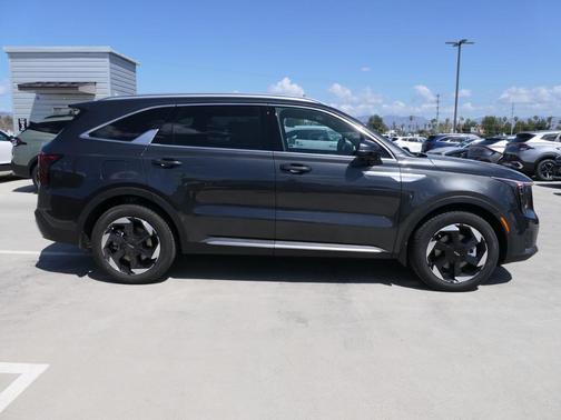 2025 Kia Sorento Plug-In Hybrid SX Prestige