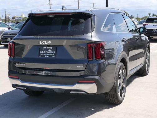 2025 Kia Sorento Plug-In Hybrid SX Prestige