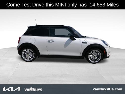2023 MINI SE Hardtop BASE