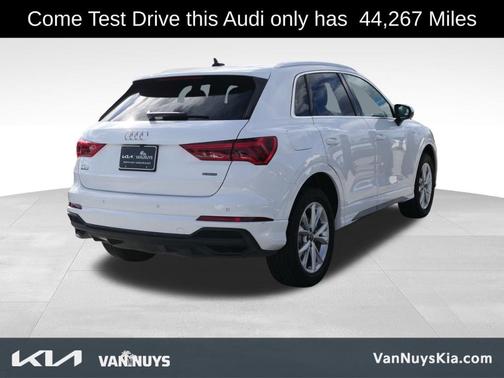 2024 Audi Q3 45 S line Premium