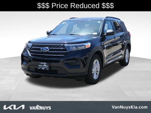 Black Metallic 2021 Ford Explorer XLT