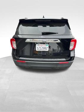 Black Metallic 2021 Ford Explorer XLT