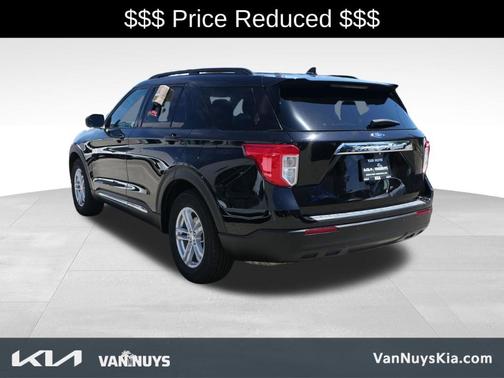 Black Metallic 2021 Ford Explorer XLT