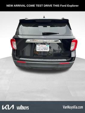 Black Metallic 2021 Ford Explorer XLT