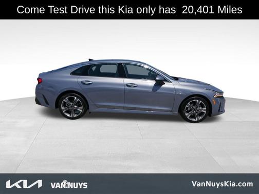 2023 Kia K5 EX