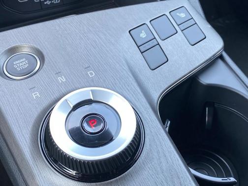 2026 Kia Sportage Plug-In Hybrid X-Line