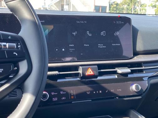 2026 Kia Sportage Plug-In Hybrid X-Line