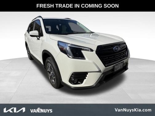Crystal White Pearl 2024 Subaru Forester Premium