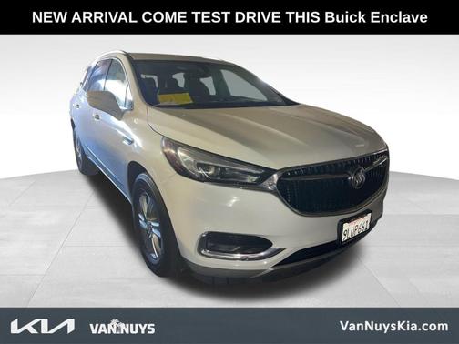 2020 Buick Enclave Essence